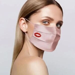SLIP Re-usable Face Covering 100% Mulberry SILK Pink Mask Red Lips + Extras! NWT